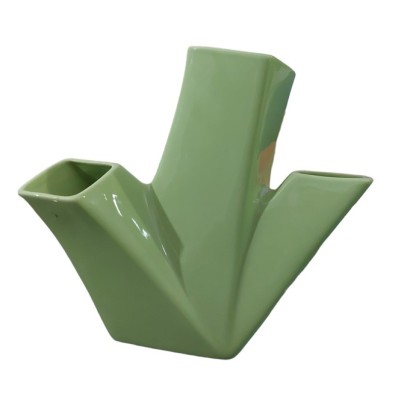 Alessi Trinava Vase | Designed by Hani Rashid